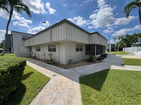 Undisclosed, Miami, FL 33174