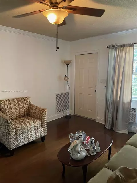 3700 Harrison St #4A, Hollywood, FL 33021