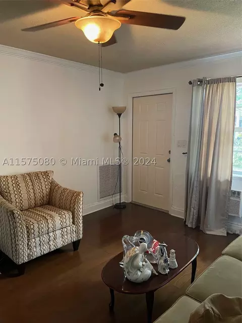3700 Harrison St #4A, Hollywood, FL 33021