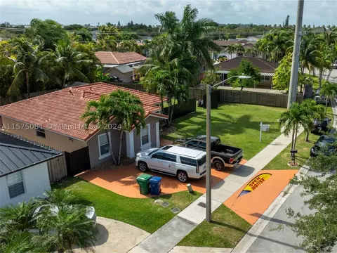 28003 SW 136th Pl, Homestead, FL 33033