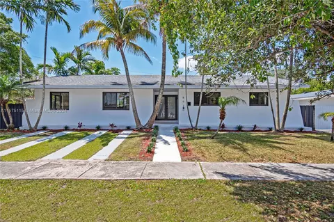 8910 SW 187th St, Cutler Bay, FL 33157