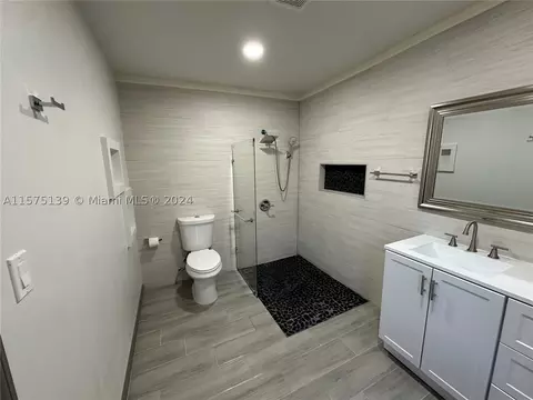 2415 NW 52nd St, Miami, FL 33142