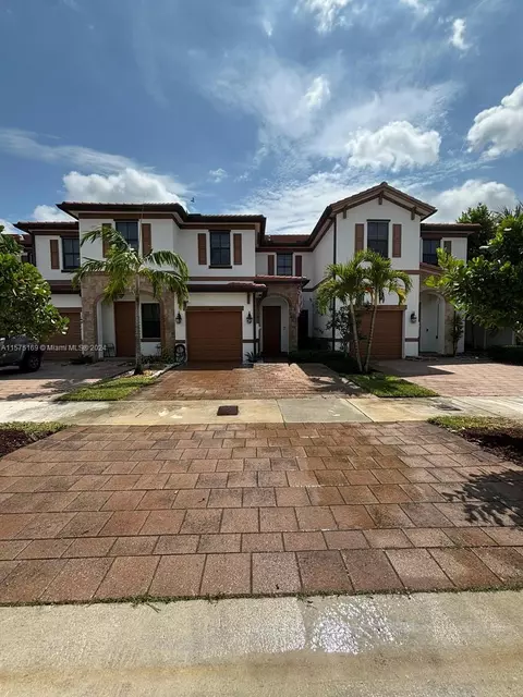 10371 W 33rd Ct #10371, Hialeah, FL 33018