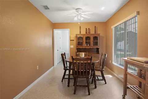 Dining - 9496 SE 174th Loop, Summerfield, FL 34491 photo 1 of 1
