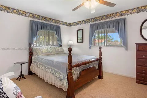 Bedroom - 9496 SE 174th Loop, Summerfield, FL 34491 photo 1 of 8