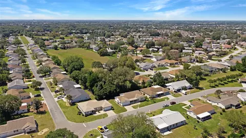 View/Area - 9496 SE 174th Loop, Summerfield, FL 34491 photo 2 of 7