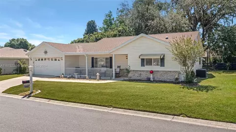 Exterior - 9496 SE 174th Loop, Summerfield, FL 34491 photo 2 of 6