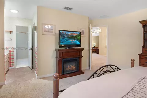 Living - 9496 SE 174th Loop, Summerfield, FL 34491 photo 7 of 7