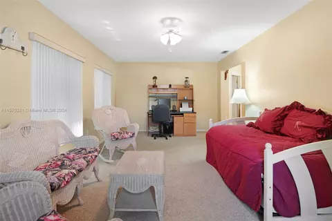 Bedroom - 9496 SE 174th Loop, Summerfield, FL 34491 photo 8 of 8