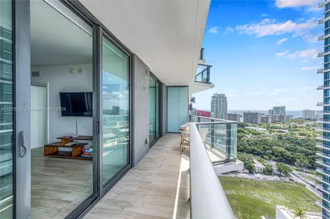 1300 S Miami Ave #2609, Miami, FL 33130