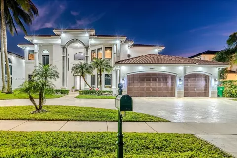 18960 SW 39th Ct, Miramar, FL 33029