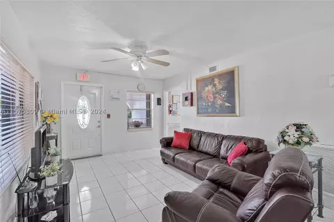 73 E 47th St, Hialeah, FL 33013 photo 32