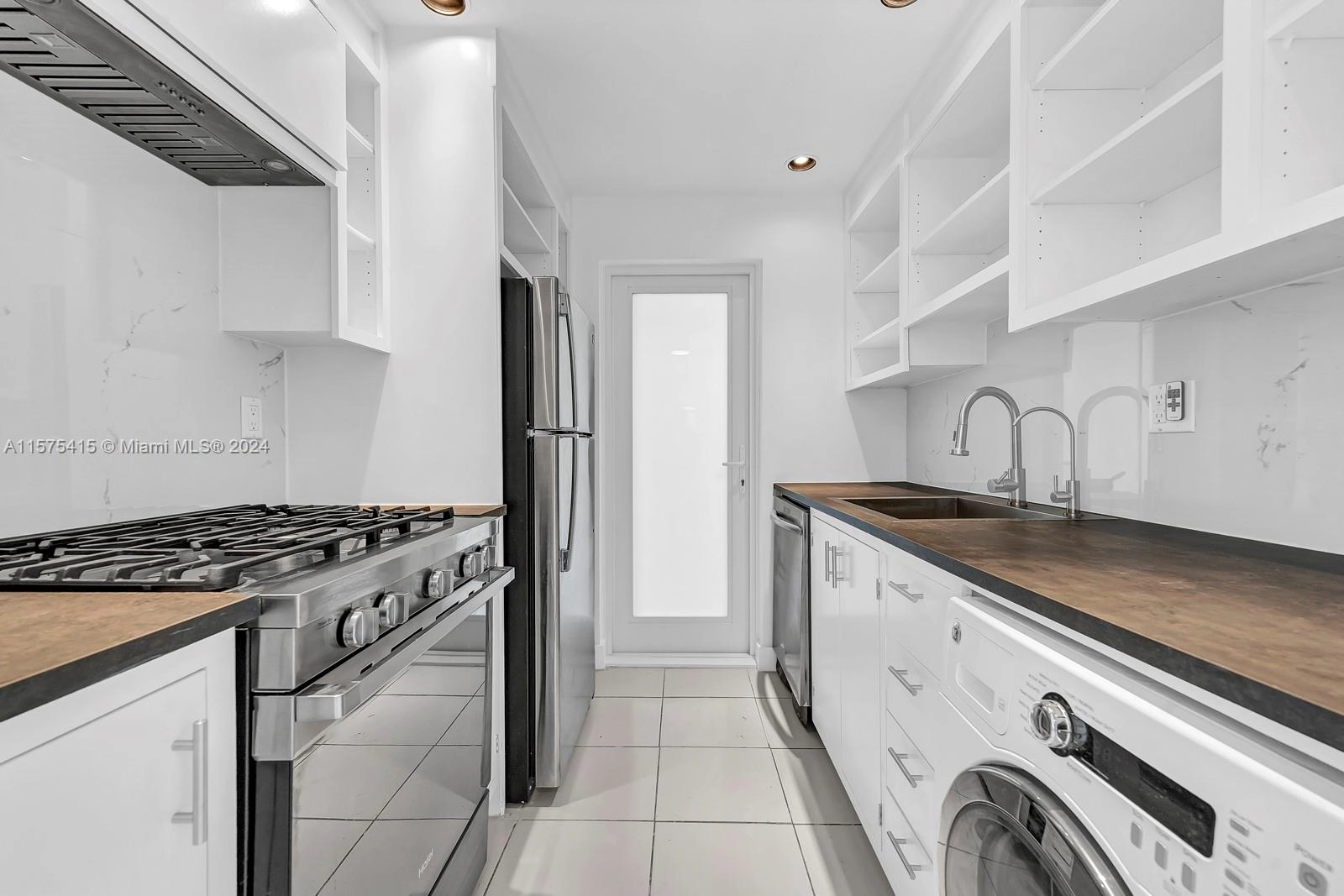 8040 Tatum Waterway Dr Unit 6  