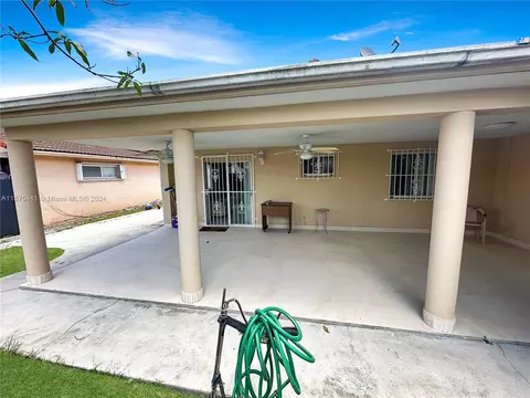 Exterior - 7560 W 33rd Ln, Hialeah, FL 33018 photo 5 of 9