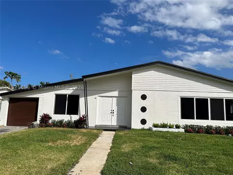 530 East Dr, North Miami Beach, FL 33162