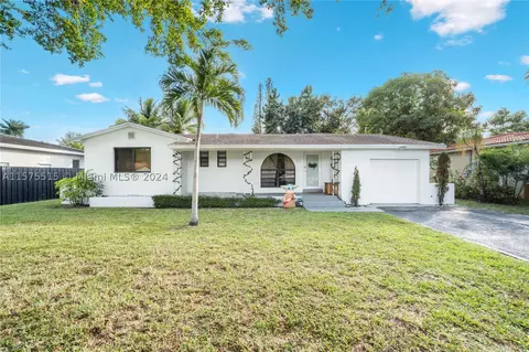 460 NW 90th St, El Portal, FL 33150