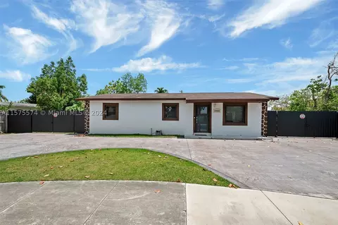 15550 SW 305 St, Homestead, FL 33033