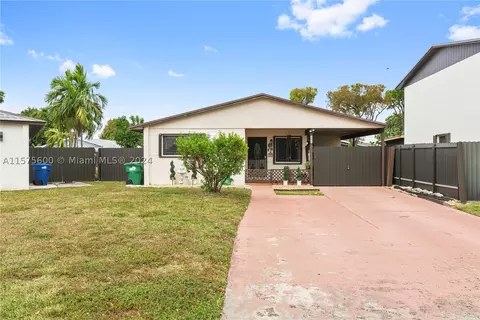 19412 NW 56th Pl, Miami Gardens, FL 33055