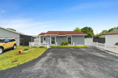13731 SW 46th Ter, Miami, FL 33175