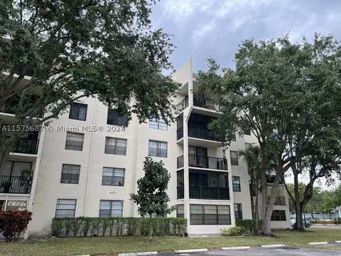 6190 Woodlands Blvd #509, Tamarac, FL 33319