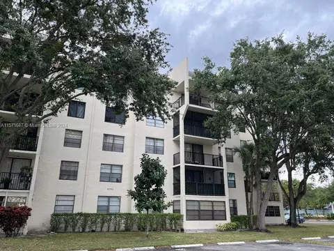 6190 Woodlands Blvd #509, Tamarac, FL 33319