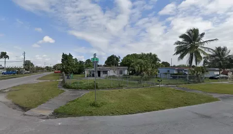 361 NE 12th St, Homestead, FL 33030