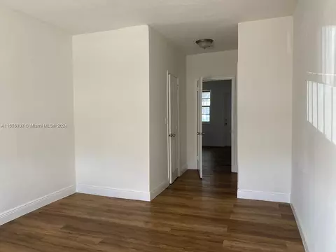 791 E 22nd St, Hialeah, FL 33013 photo 9