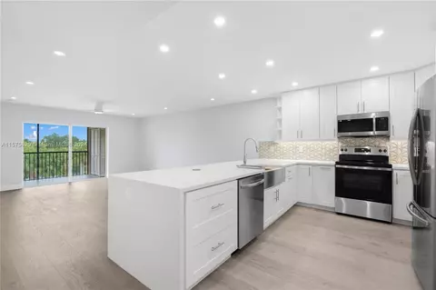 2093 Coral Ridge Dr #N307, Coral Springs, FL 33071