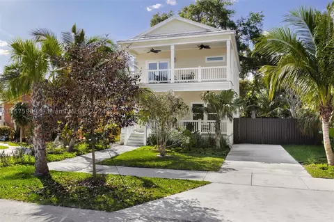 3440 Oak Ave, Coconut Grove, FL 33133