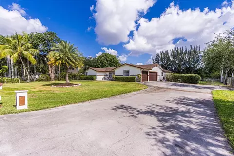 15051 SW 27th St, Davie, FL 33331