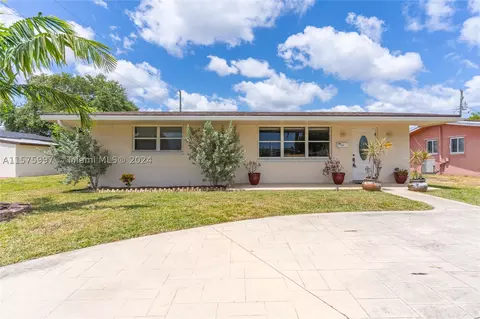 1410 NW 79th Ter, Pembroke Pines, FL 33024