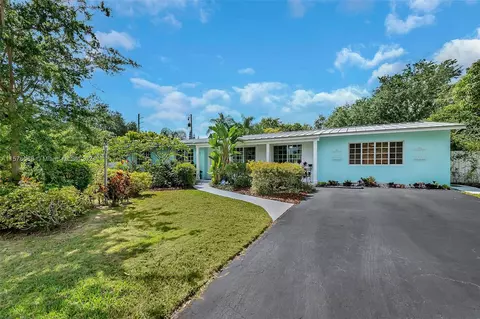 8220 SW 91st St, Miami, FL 33156