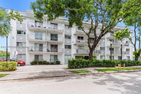 445 SW 11th St #408, Miami, FL 33130