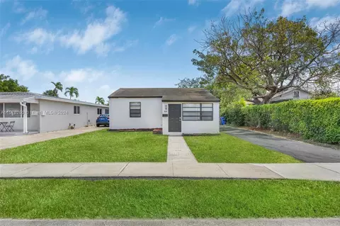2234 Garfield St, Hollywood, FL 33020