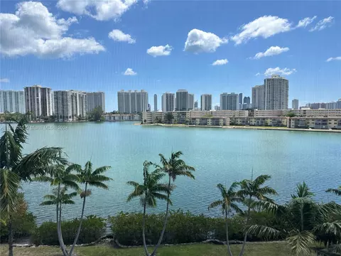 2861 Leonard Dr #F608, Aventura, FL 33160