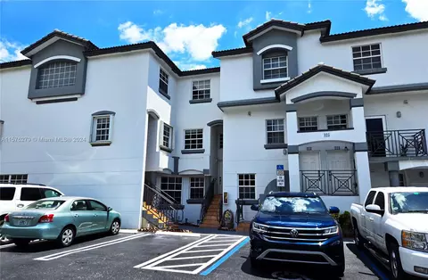 925 NW 82nd Ave #212-A, Miami, FL 33126