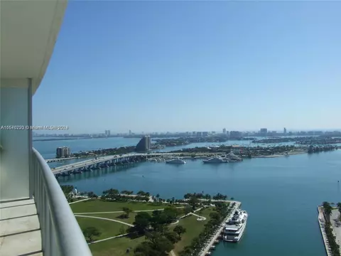888 Biscayne Blvd #3307, Miami, FL 33132