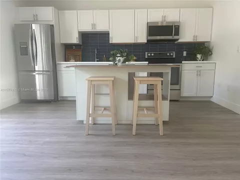 900 Meridian Ave #203, Miami Beach, FL 33139