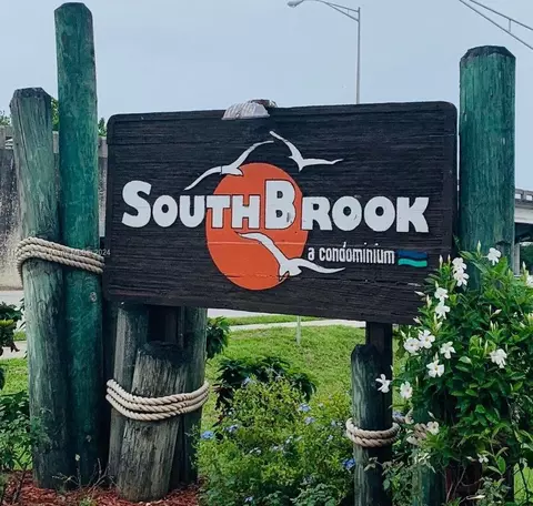 1748 El Camino Rd #6, Jacksonville, FL 32216
