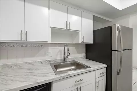 1885 NE 121st St #7, North Miami, FL 33181