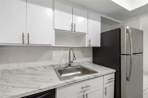 1885 NE 121st St #7, North Miami, FL 33181