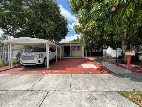 334 W 14th St, Hialeah, FL 33010
