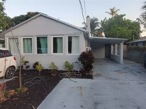 718 NE 14th St, Fort Lauderdale, FL 33304