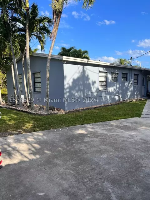 9771 Bahama Dr, Cutler Bay, FL 33189