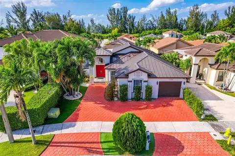 13285 NW 11th St, Miami, FL 33182