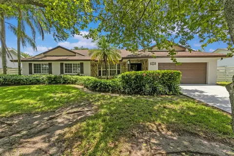 14818 SW 153 Pl, Miami, FL 33196