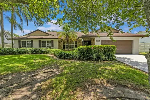14818 SW 153 Pl, Miami, FL 33196