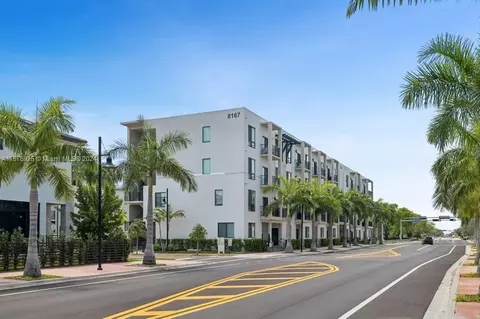 8167 NW 41st St #E-303, Doral, FL 33166