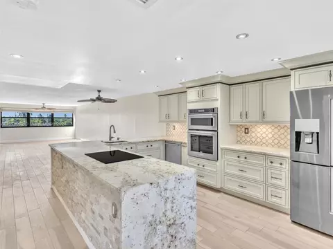 2705 NW 104 Ave #301, Sunrise, FL 33322