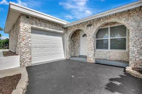 9341 NW 26th St, Sunrise, FL 33322